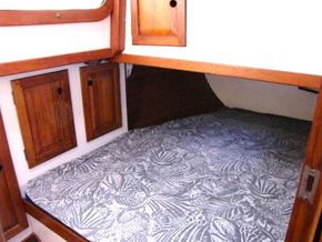Aft second cabin with double bed