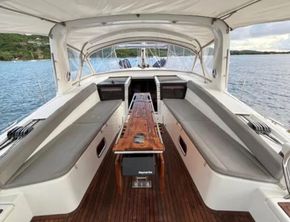 Beneteau Oceanis 58  - Cockpit
