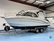 2021 Beneteau Antares 7 with Suzuki 150HP 