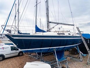 2002 CR Yachts 310