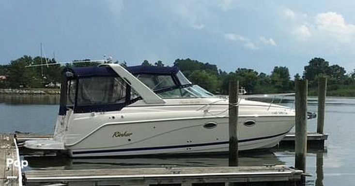 2006 Rinker fiesta vee 270