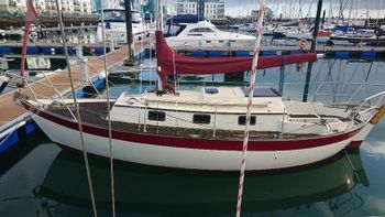 VICTORIA 26- GORGEOUS CRUISING YACHT RE-ENGINED
