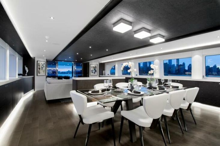 2020 Crescent Raised Pilot House