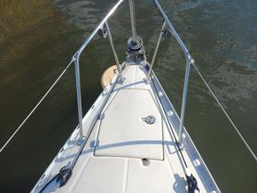 Sailboat anckor hatchdoor