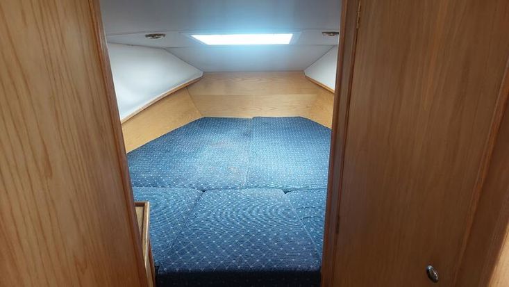 Sea Otter Narrowboats 32 Centre Cockpit for sale UK, Sea Otter