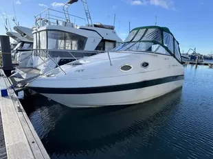 1999 Regal Commodore 242