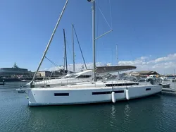 2021 Jeanneau Sun Odyssey 490