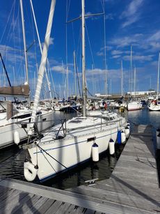Beneteau Oceanis 350