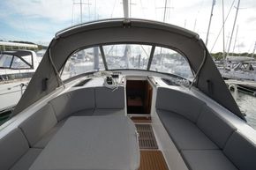 2020 Bavaria Vision 42 17