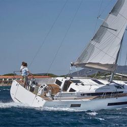 2022 Jeanneau Sun Odyssey 440