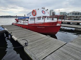 35 + 2 PASSENGER BOAT - SHEPHERD LASS