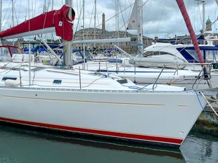 Beneteau Oceanis Clipper 381