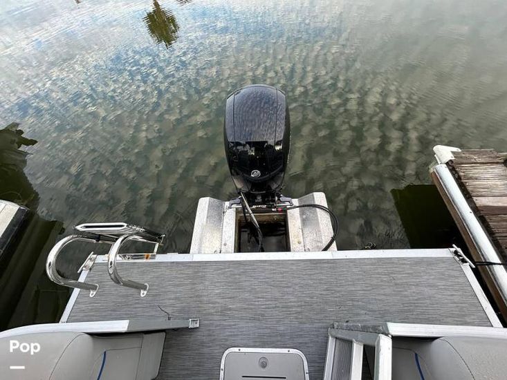 2023 Bennington 22 s