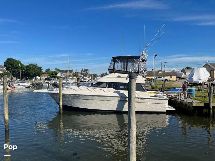 1990 Silverton 34 convertible