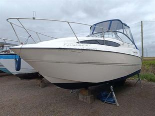 2004 Bayliner 245