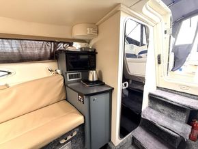 2005 Bayliner  265 13
