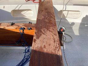 Thwart and mainsheet block