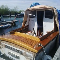 1933 wooden motorboat