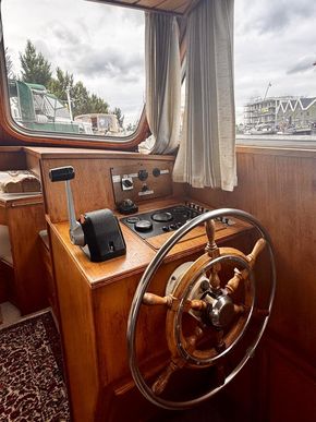 Inside steering