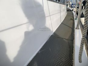 Nelson 34  - Side Deck