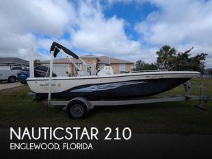 2014 NauticStar Angler 210