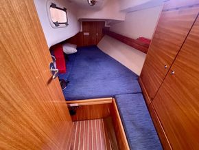2006 Bavaria 33 Cruiser 18