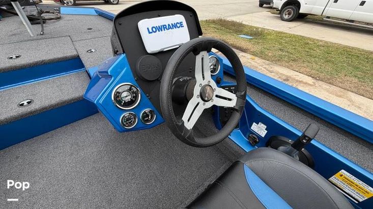 2022 Mercury avx 181