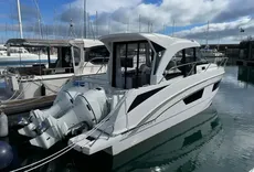 2023 Beneteau Antares 9