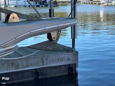 1986 Sea Ray 410 AFt Cabin