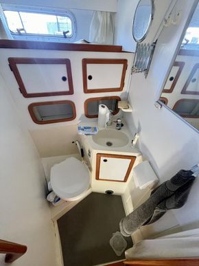 1993 Nauticat 35 40