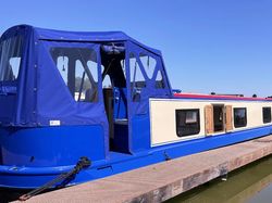 BRAND NEW 58' Cruiser, Reverse Layout, 42hp Engine, Solar, Pram Cover