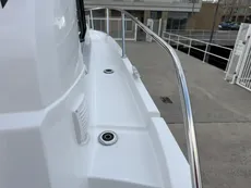 2025 Beneteau Antares 8