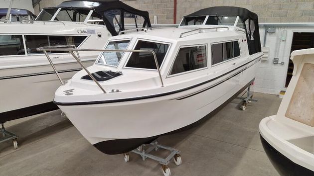 New Viking 23 HiLine Narrow Beam