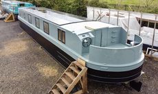 Solar Powered Electric Widebeam Sailaway