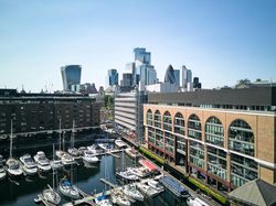 Widebeam Barge based in St. Katherine Docks