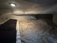 1999 Regal Commodore 242