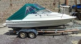 Bayliner Capri (2000)