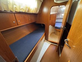 Moody 36cc (Commissioned 1999) - Aft Cabin
