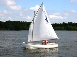 TRADITIONAL LUGSAIL DINGHY