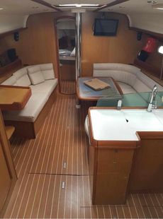 Sun Odyssey 42i