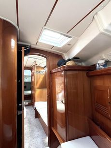 Exceptional condition Beneteau Oceanis 423 - Two Cabins