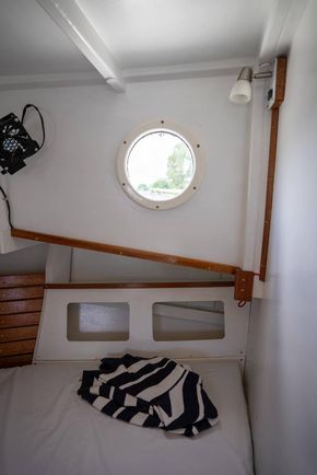 bed starboard