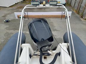 Coastline 6M  - Engine