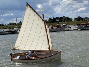 10ft Sailing Dinghy used - photo 1