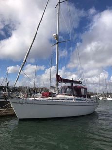 1991 Moody 35