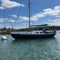 Halcyon 27 (new Engine)