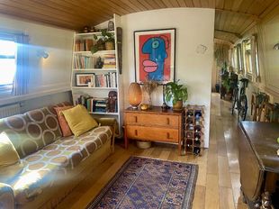 Off-grid Widebeam ready to live in