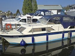 Fairline Mirage 29 Aft Cabin