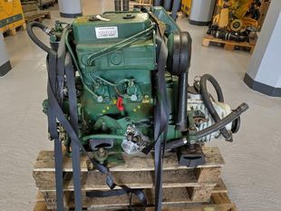 USED Volvo Penta 2002 18hp Marine Diesel Engine & Gearbox
