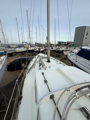 Boom and spinnaker pole